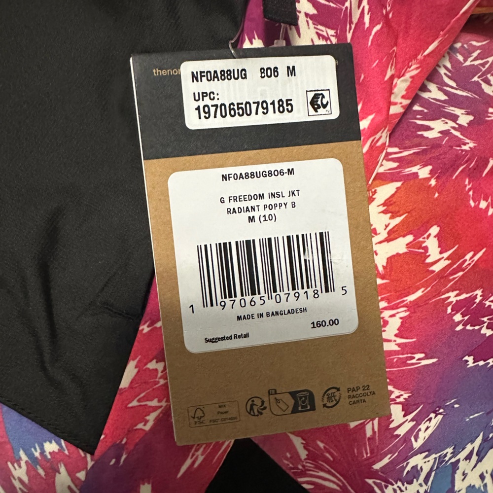 The North Face Girls Freedom Insulated Winter Jacket - Picture 12 of 12